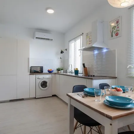 Precioso Diseno 2 Hab Апартаменты *